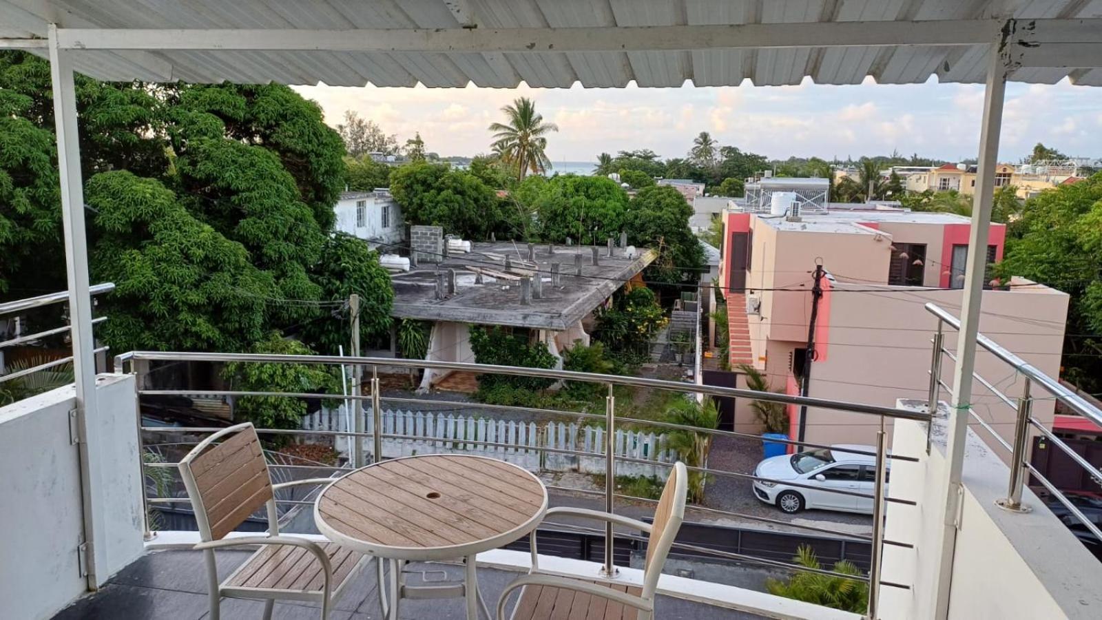 The Palm Residence Grand Baie Extérieur photo